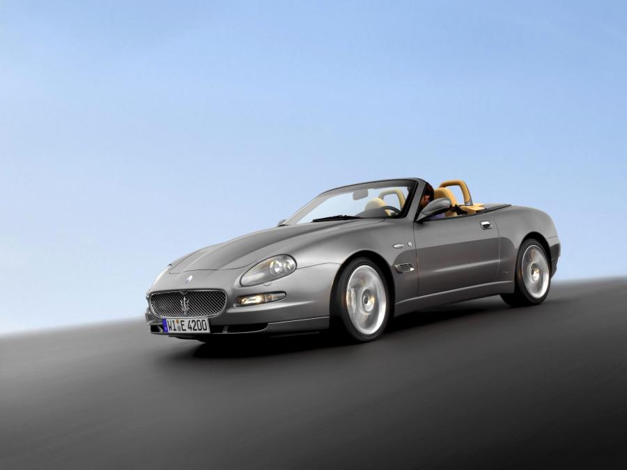  Maserati Spyder 2004 года  (фото 2 из 5)